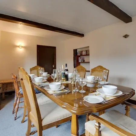 4 Bed In Oc-ds940