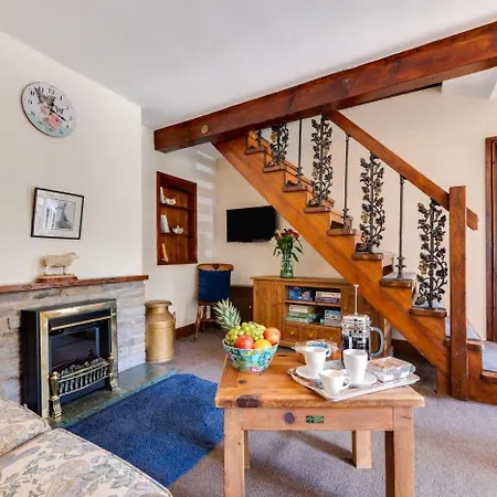 4 Bed In Oc-ds940 Hawes