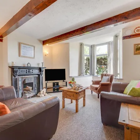 4 Bed In Oc-ds940 Hawes
