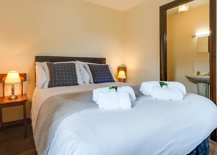 4 Bed In Oc-ds940 Holiday home *